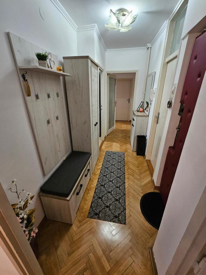 Slavija Apartment Belgrado Esterno foto
