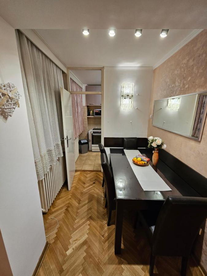 Slavija Apartment Belgrado Esterno foto